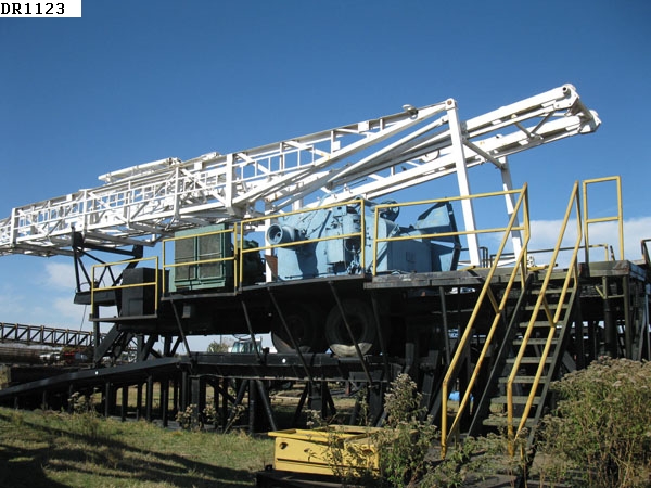 T-12 National Conventional Drilling rig